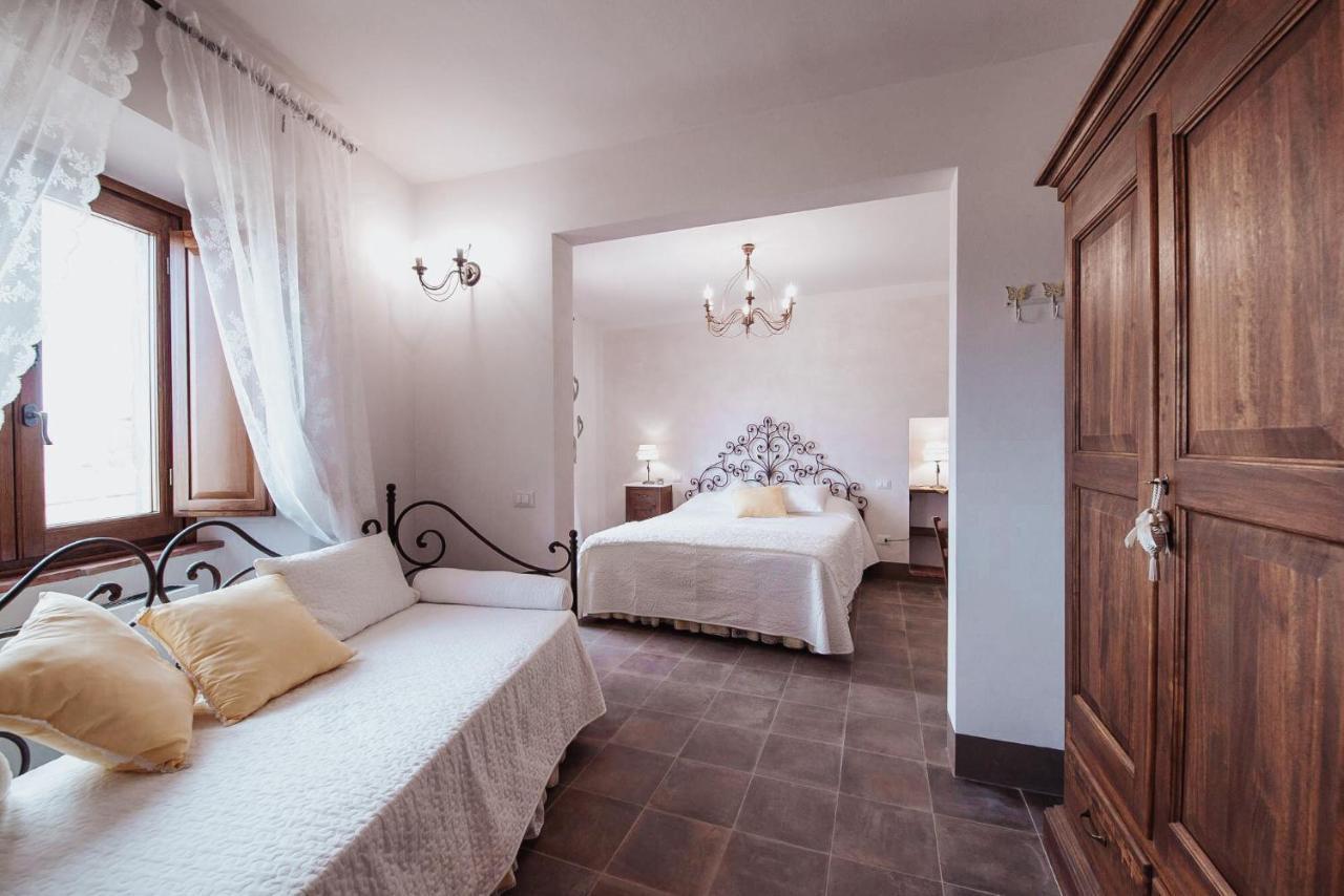 Bed and Breakfast Antica Torre Del Borgo Чертальдо Екстер'єр фото